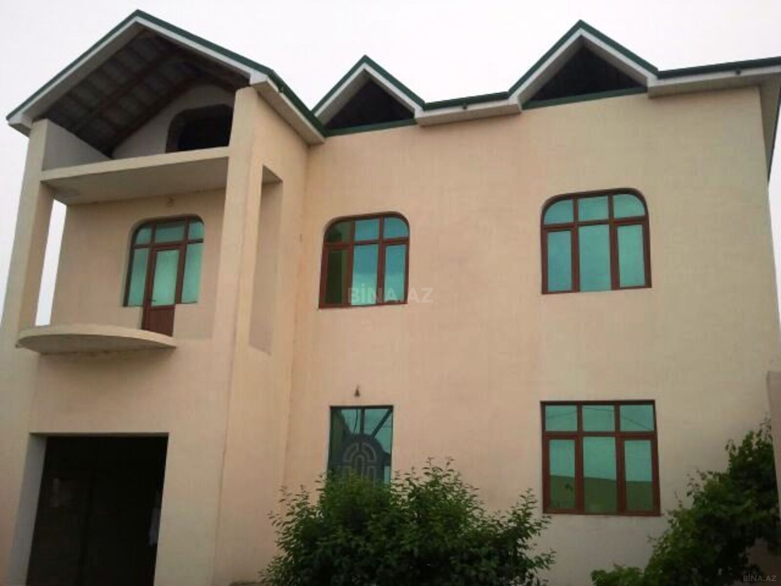 5 otaqlı həyət evi/bağ evi - Bakıxanov q. - 180 m² (2)