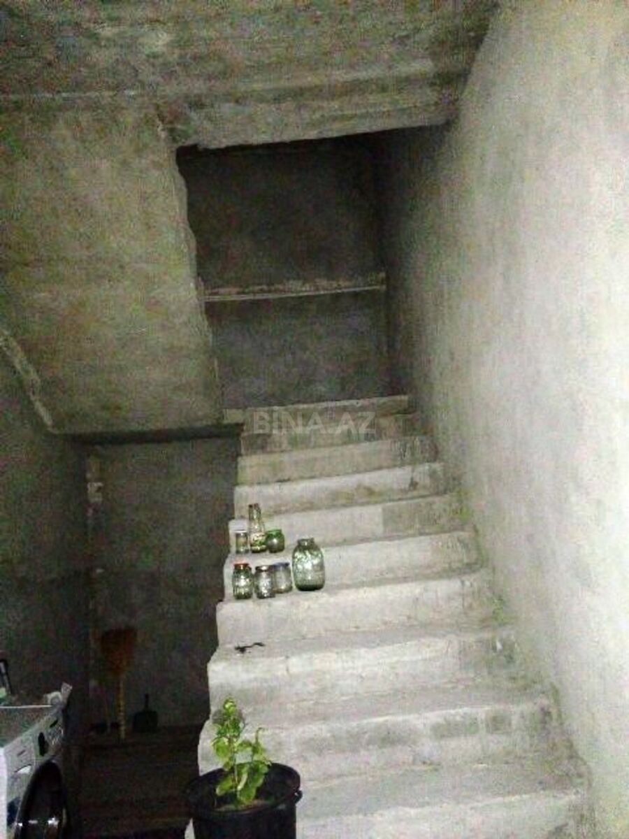 5 otaqlı həyət evi/bağ evi - Bakıxanov q. - 180 m² (21)