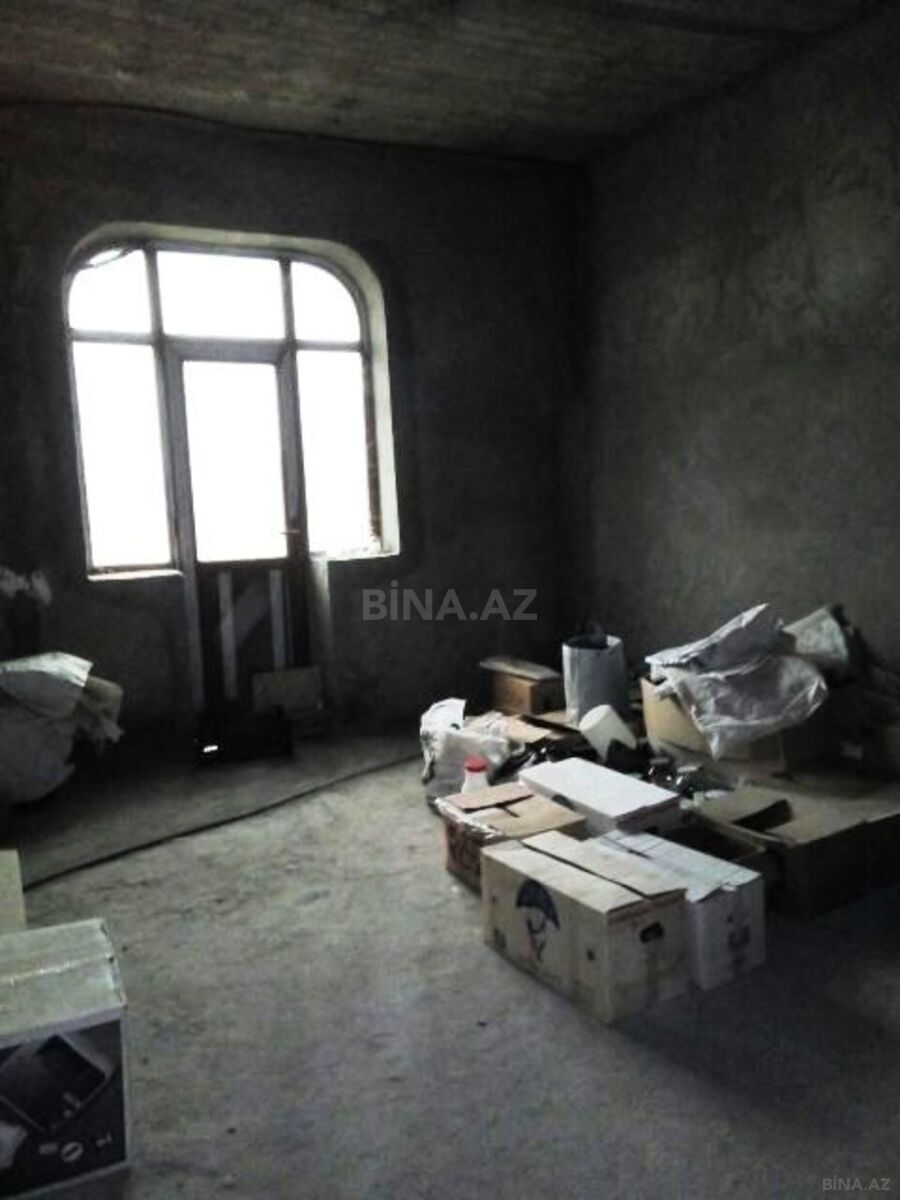 5 otaqlı həyət evi/bağ evi - Bakıxanov q. - 180 m² (25)