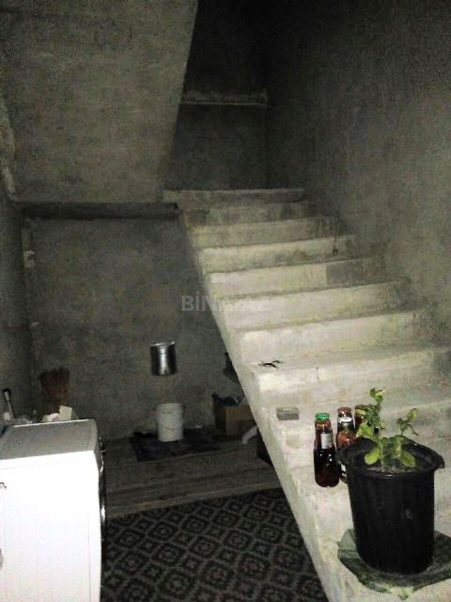 5 otaqlı həyət evi/bağ evi - Bakıxanov q. - 180 m² (24)