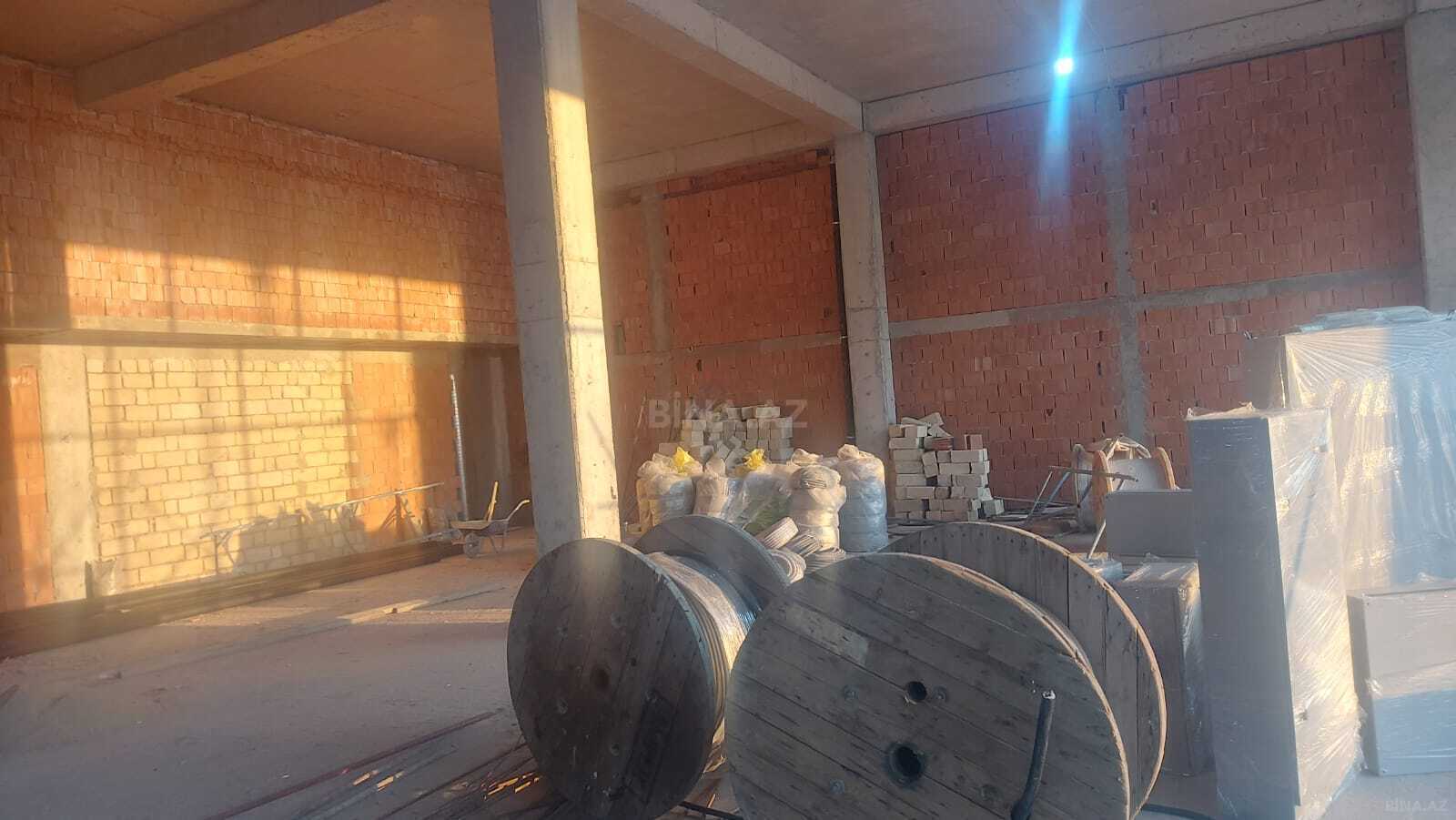 Obyekt - Ağ şəhər q. - 850 m² (4)