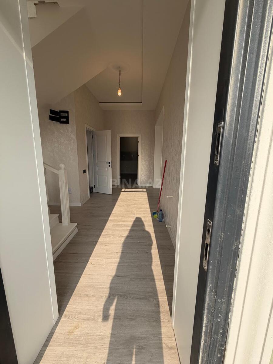 5 otaqlı həyət evi/bağ evi - Binə q. - 200 m² (12)