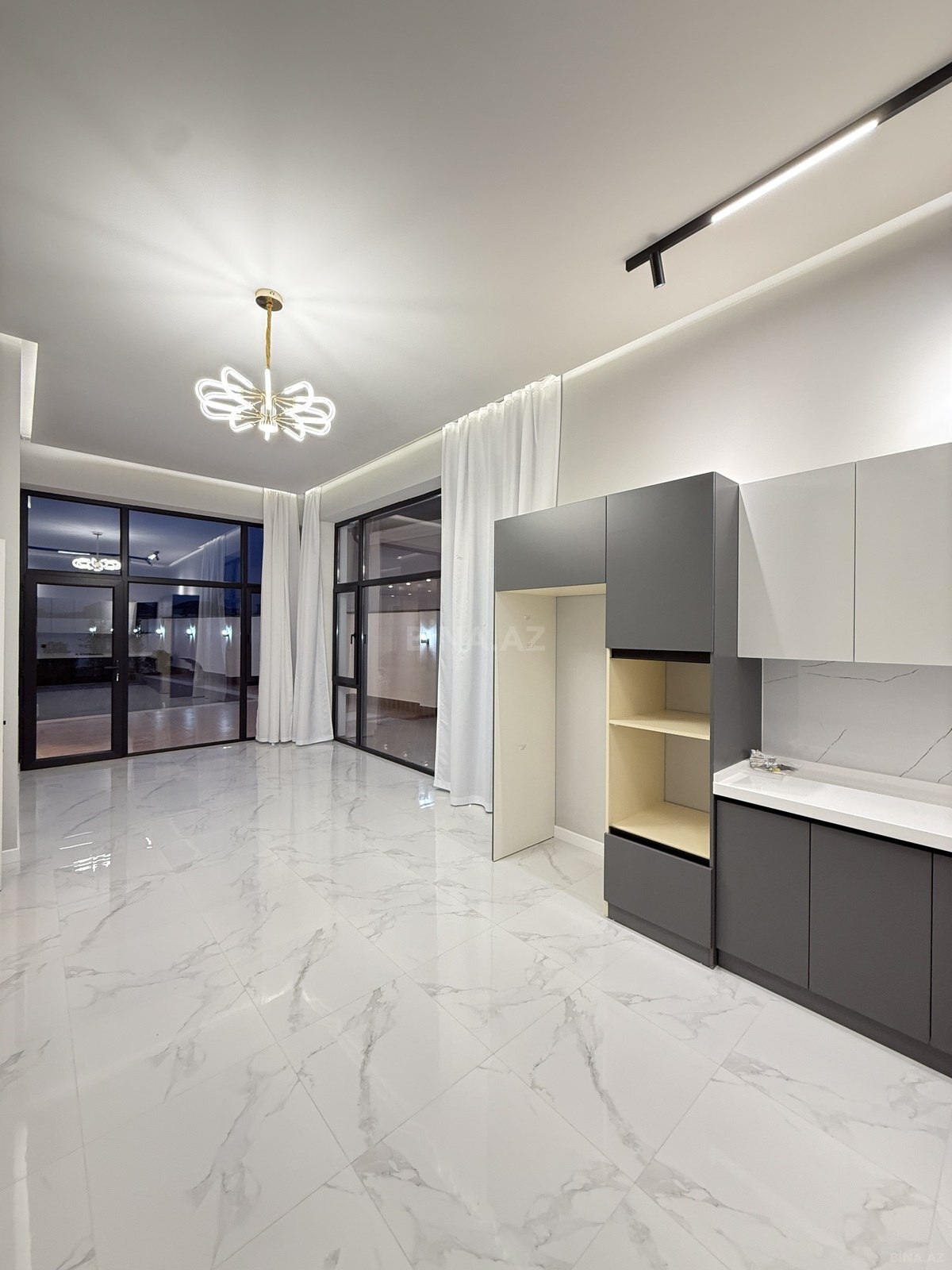 5 otaqlı həyət evi/bağ evi - Mərdəkan q. - 260 m² (15)