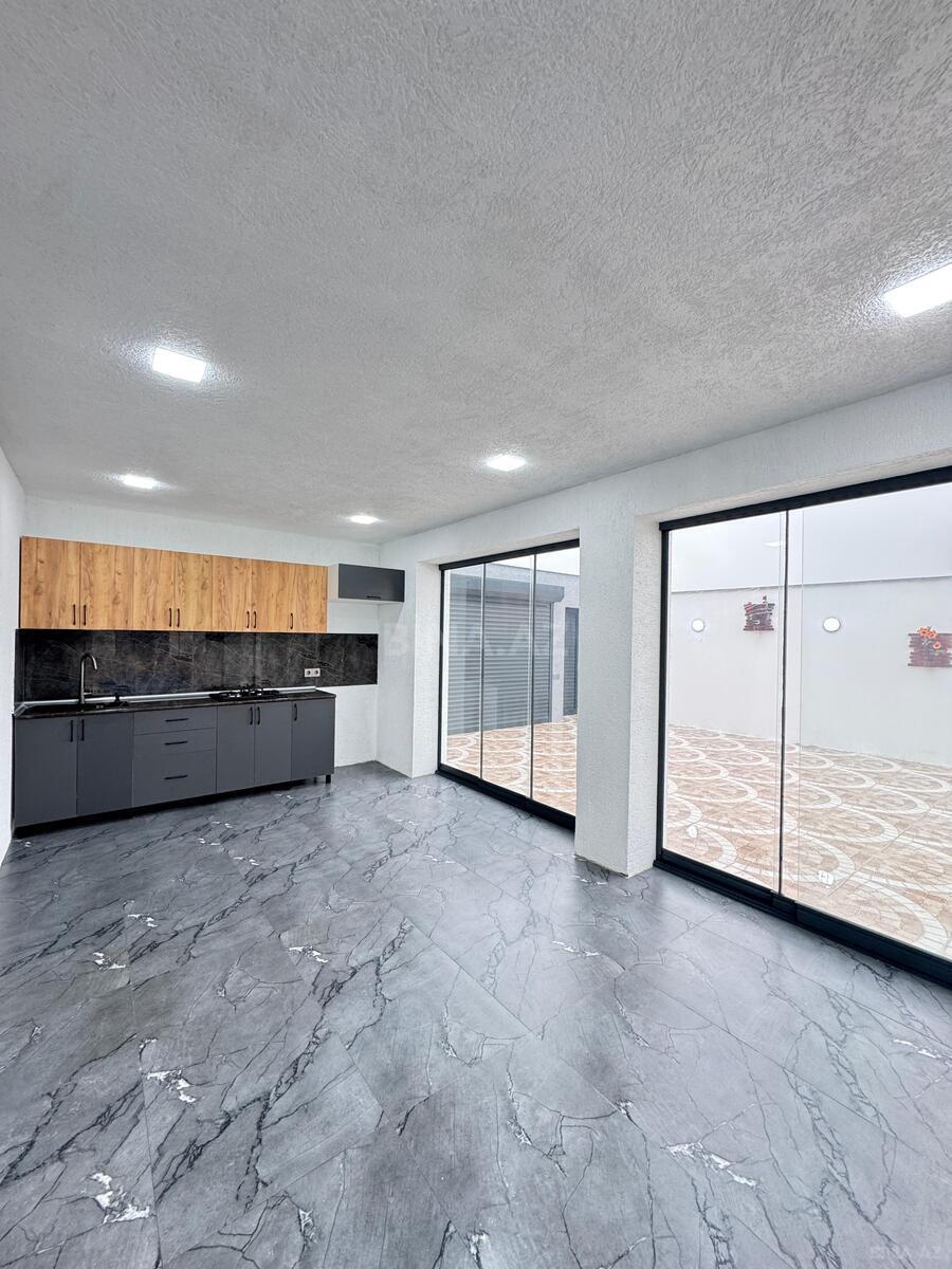 4 otaqlı həyət evi/bağ evi - Şüvəlan q. - 170 m² (12)