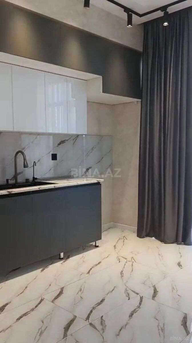 5 otaqlı həyət evi/bağ evi - Şüvəlan q. - 200 m² (9)