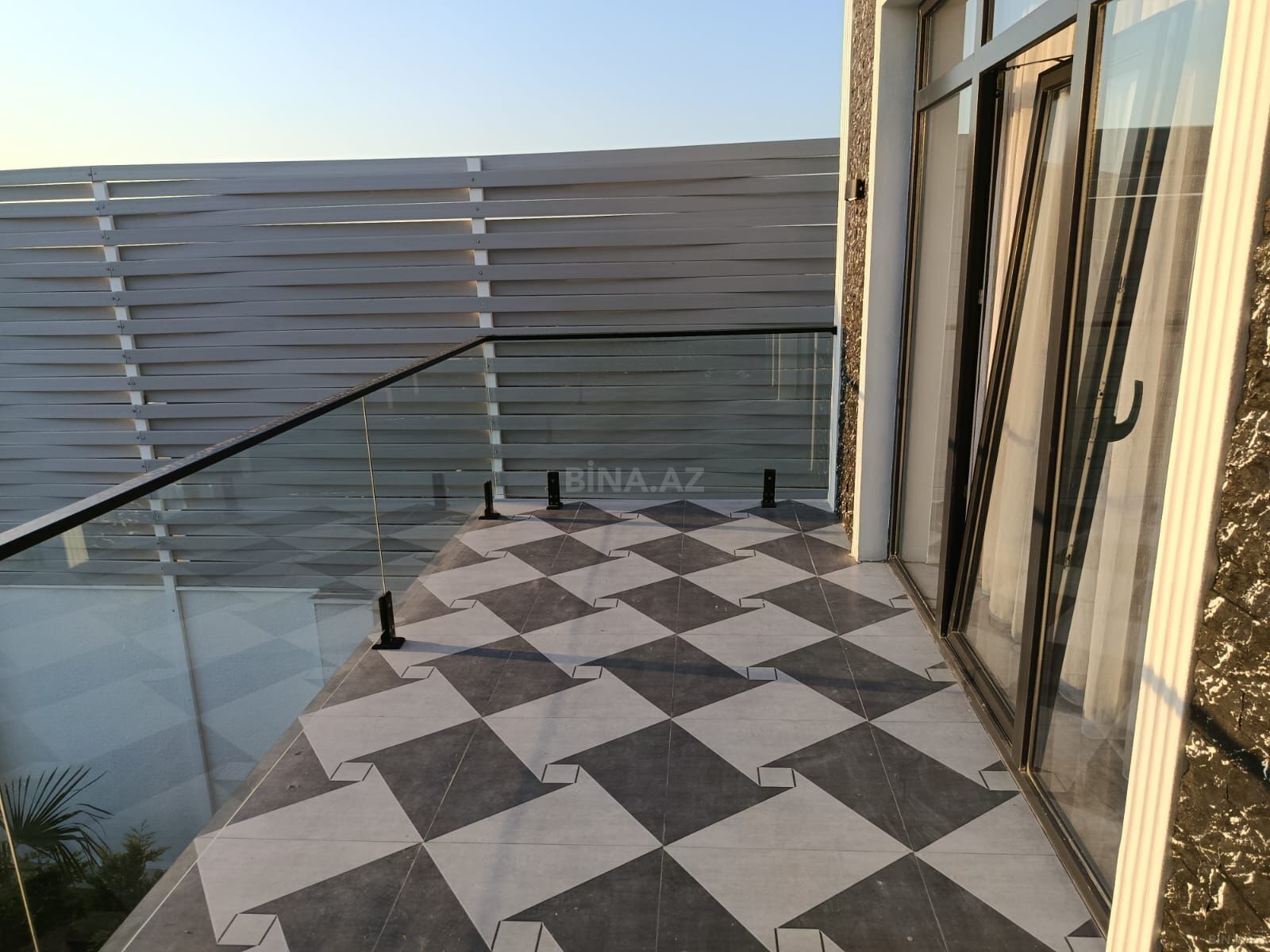 5 otaqlı həyət evi/bağ evi - Şüvəlan q. - 200 m² (14)