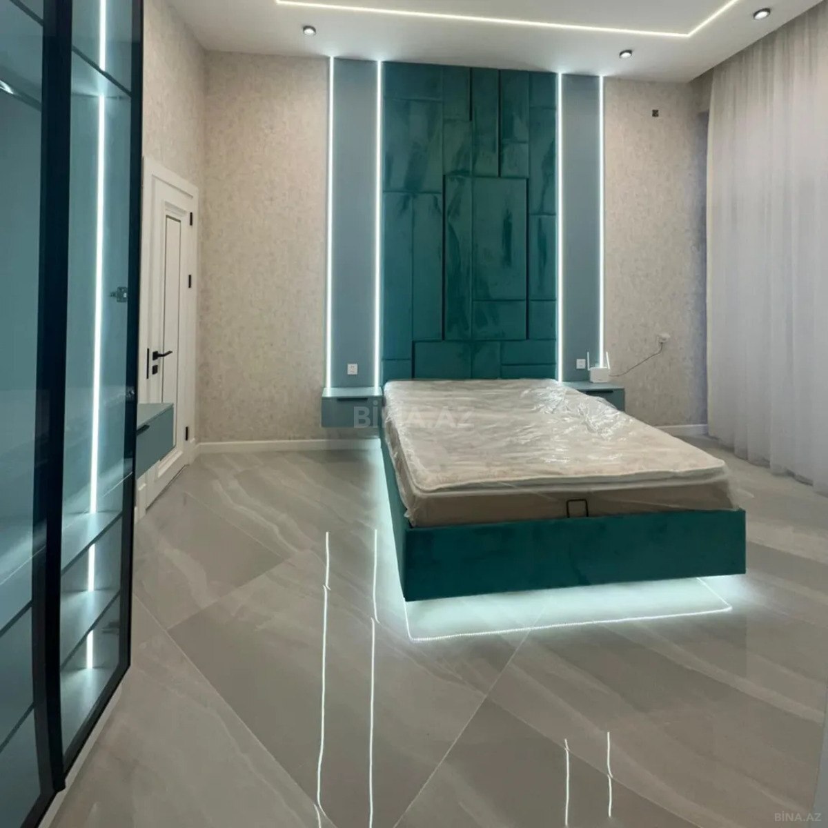 5 otaqlı həyət evi/bağ evi - Mərdəkan q. - 400 m² (15)