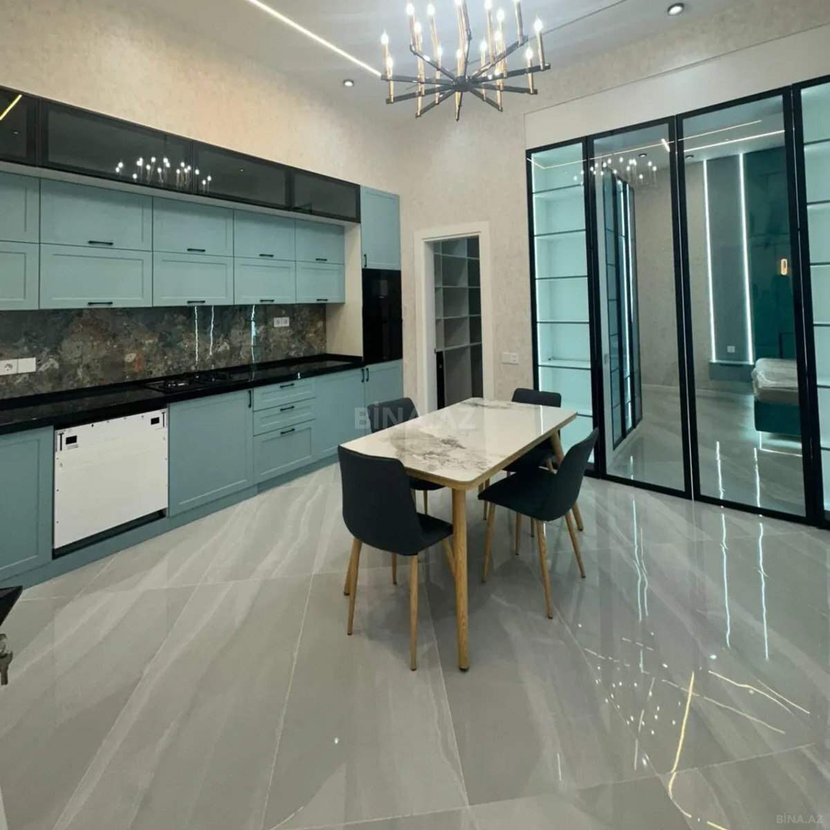 5 otaqlı həyət evi/bağ evi - Mərdəkan q. - 400 m² (19)