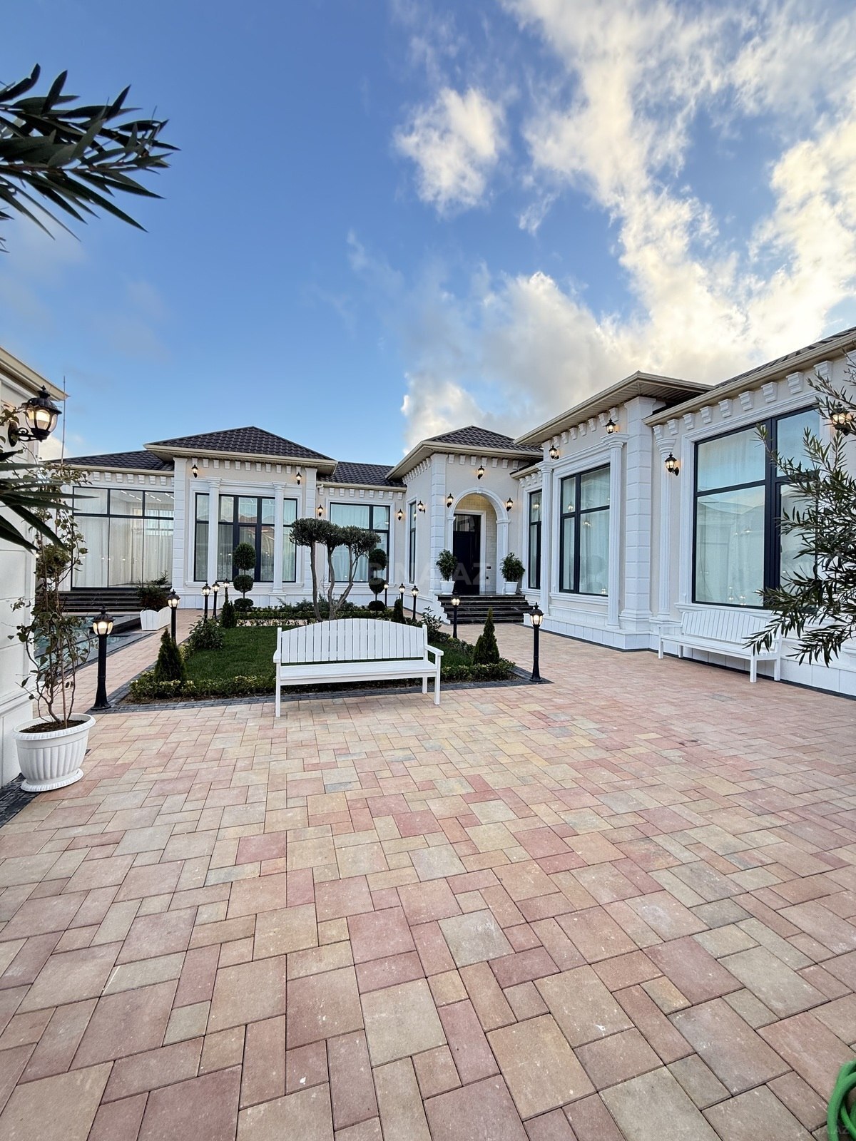 5 otaqlı həyət evi/bağ evi - Mərdəkan q. - 255 m² (2)