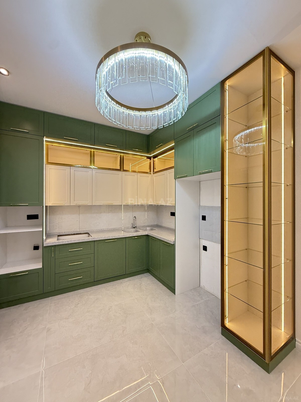 4 otaqlı həyət evi/bağ evi - Şüvəlan q. - 120 m² (17)