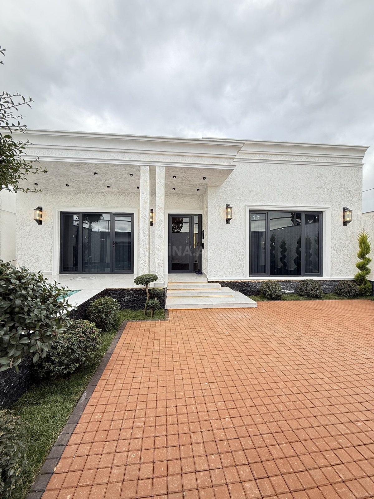 4 otaqlı həyət evi/bağ evi - Şüvəlan q. - 120 m² (2)