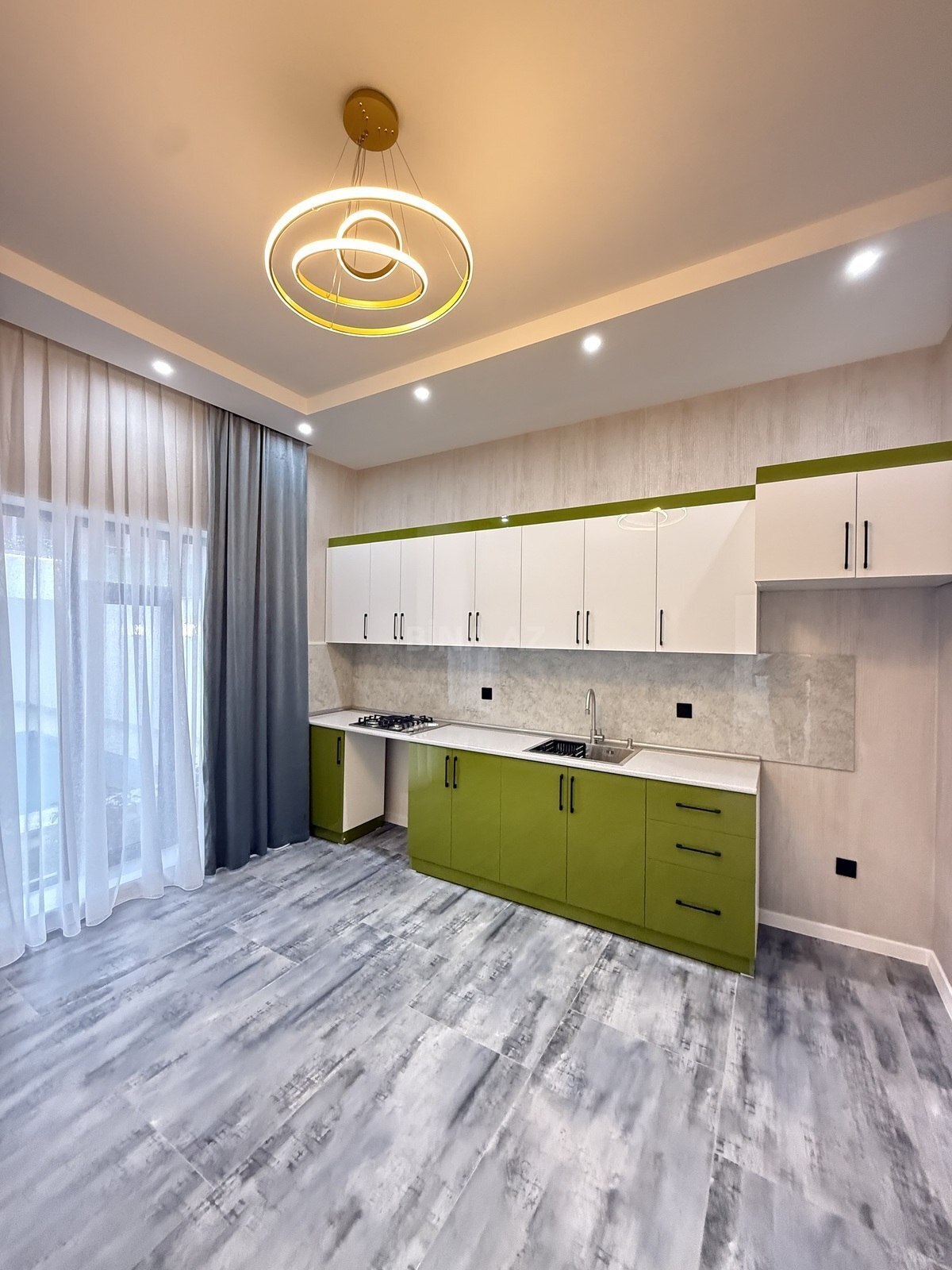 4 otaqlı həyət evi/bağ evi - Şüvəlan q. - 140 m² (12)