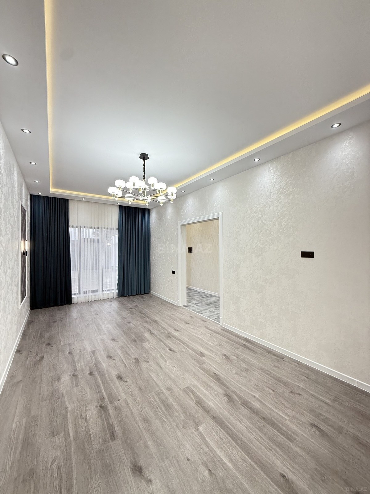 4 otaqlı həyət evi/bağ evi - Şüvəlan q. - 140 m² (11)