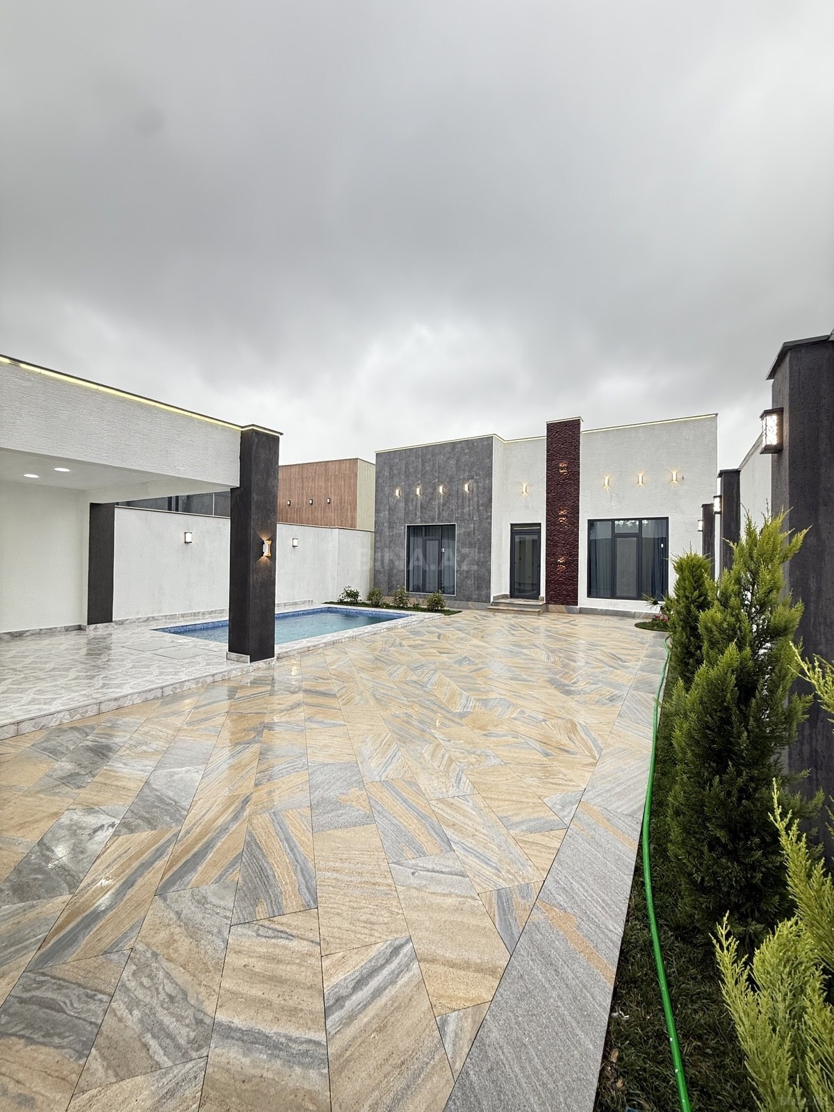 4 otaqlı həyət evi/bağ evi - Şüvəlan q. - 140 m² (6)