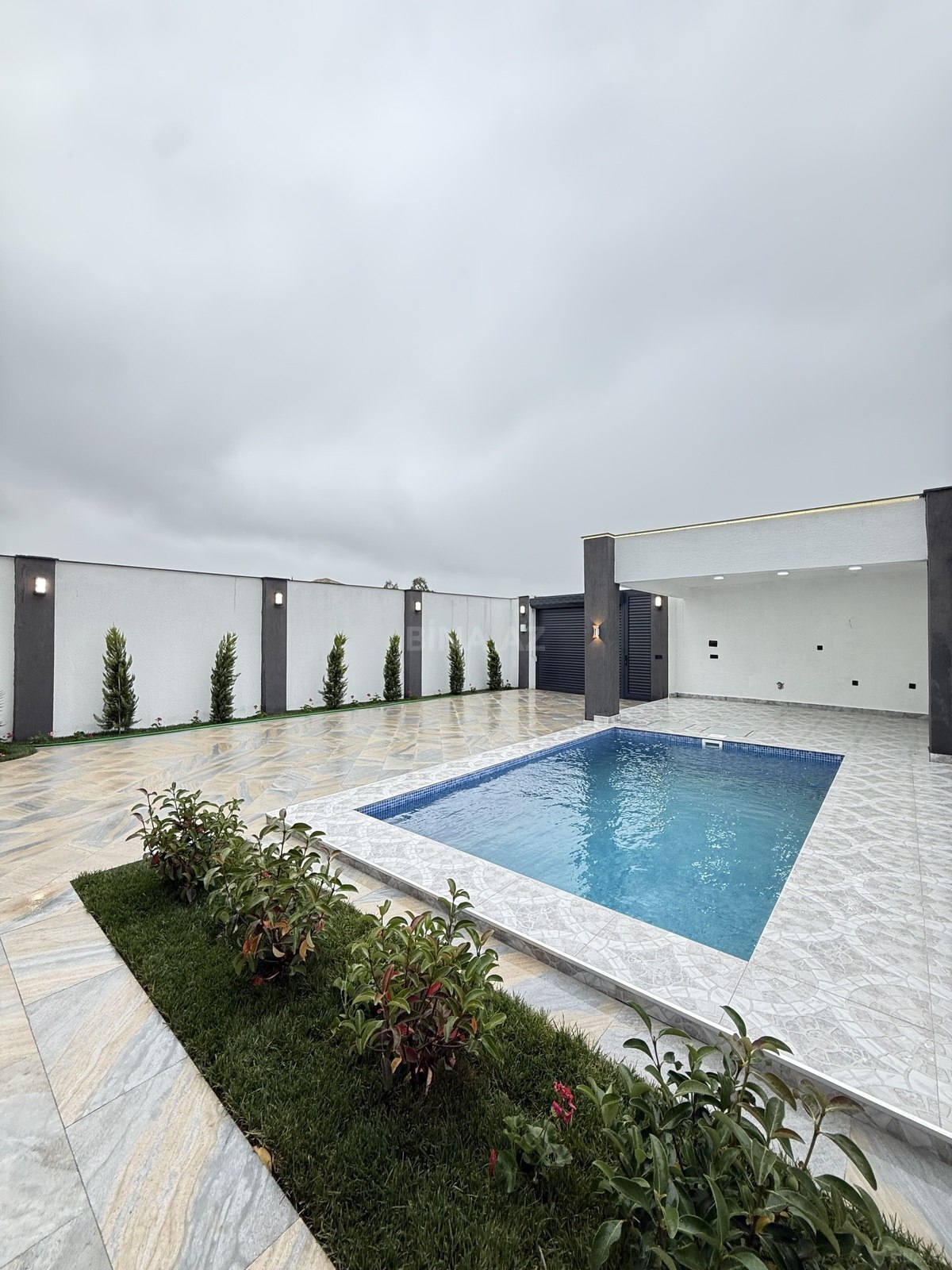 4 otaqlı həyət evi/bağ evi - Şüvəlan q. - 140 m² (4)