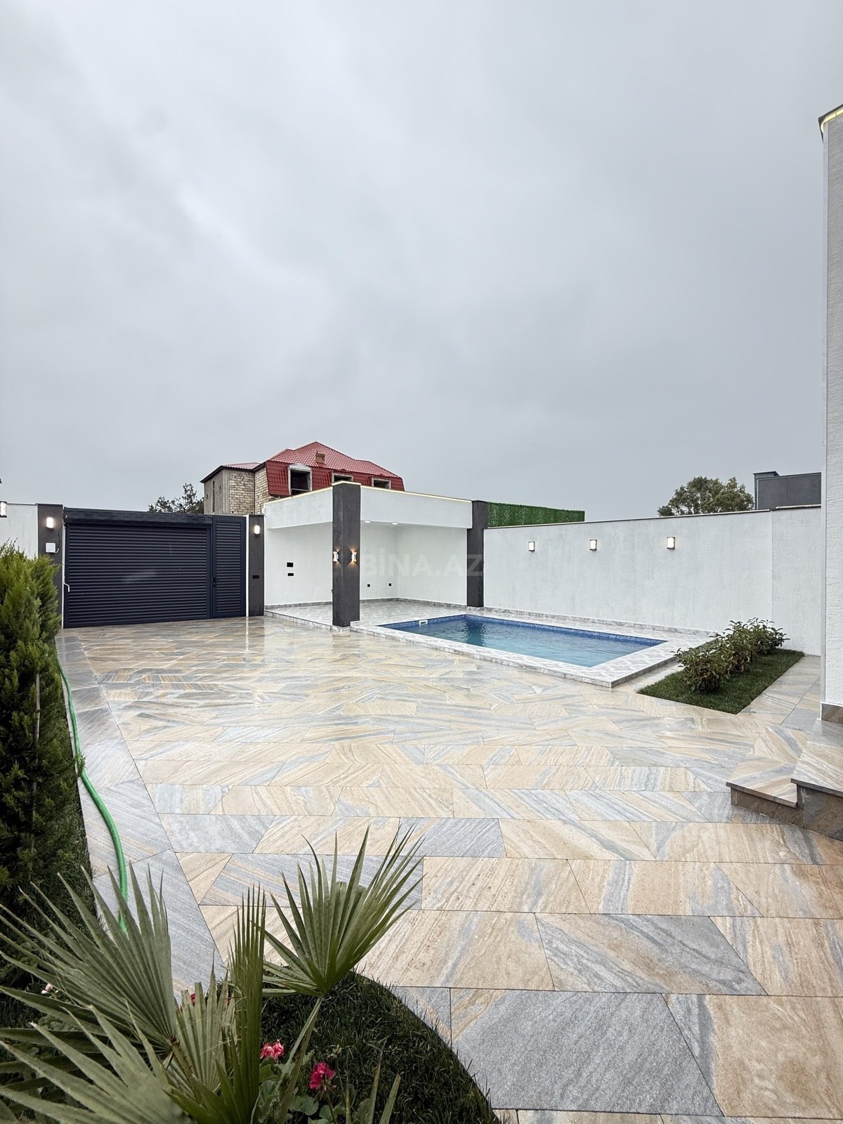 4 otaqlı həyət evi/bağ evi - Şüvəlan q. - 140 m² (2)