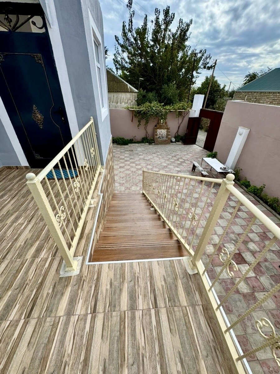 7 otaqlı həyət evi/bağ evi - Hövsan q. - 200 m² (8)