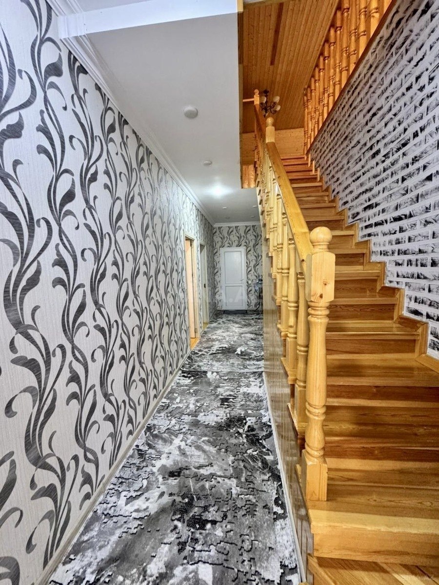 7 otaqlı həyət evi/bağ evi - Hövsan q. - 200 m² (10)