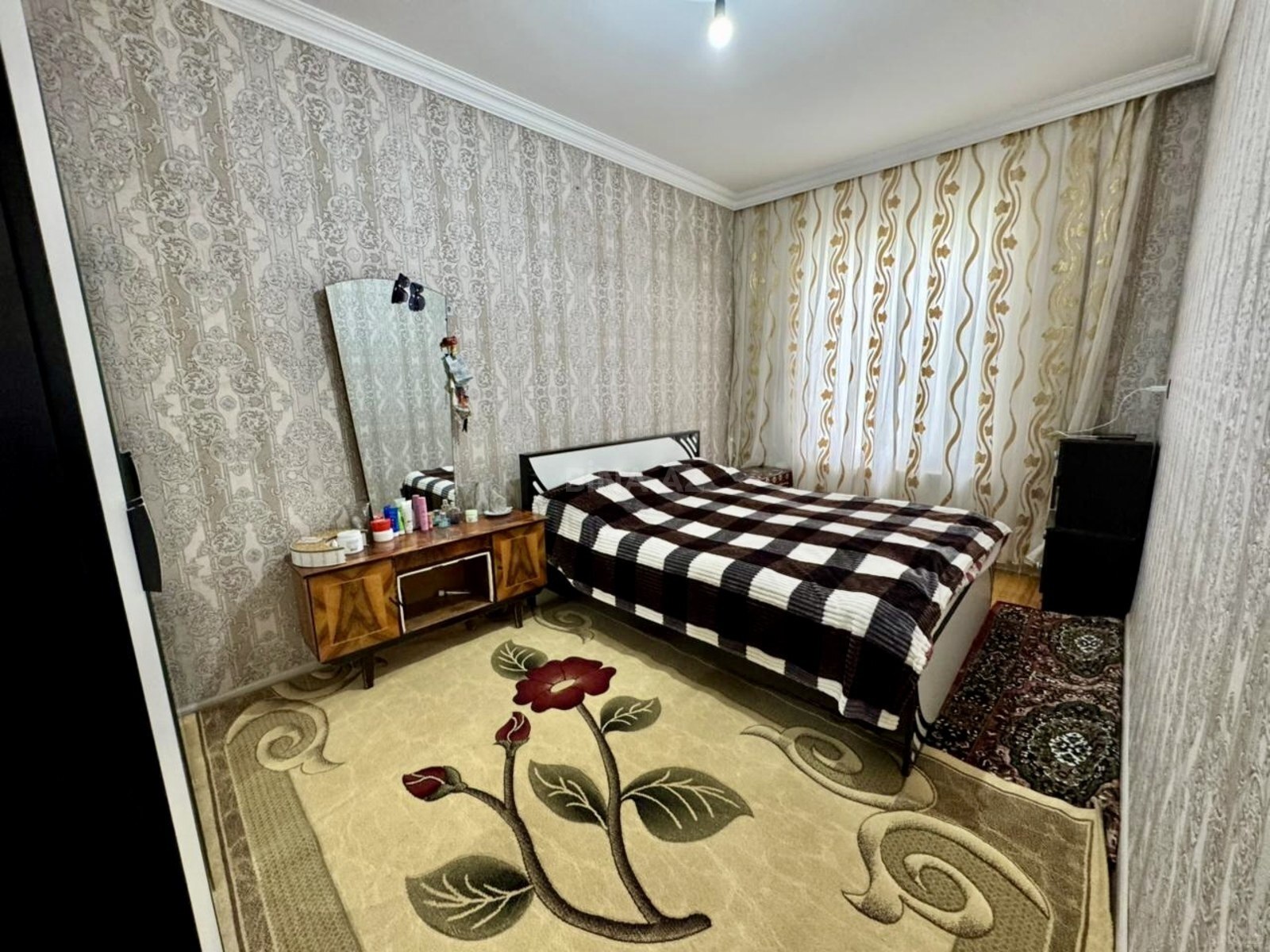 7 otaqlı həyət evi/bağ evi - Hövsan q. - 200 m² (5)