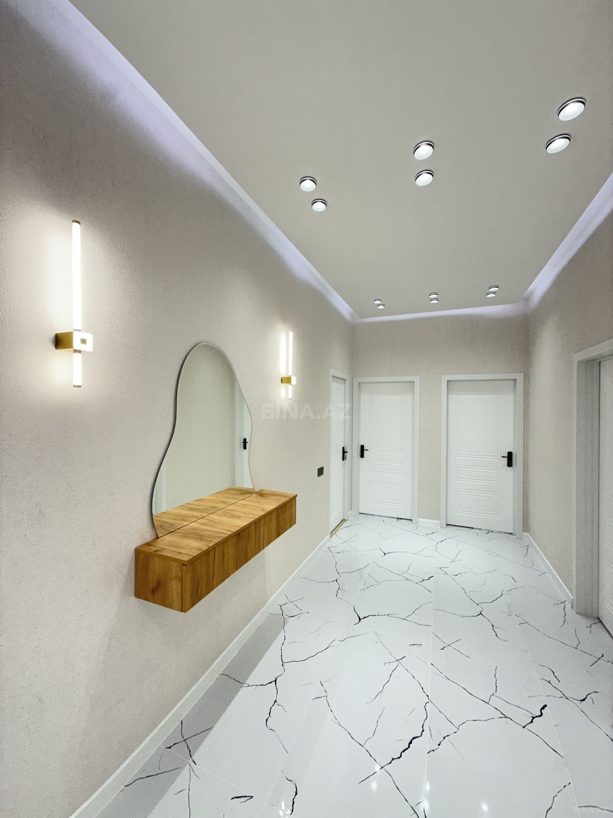 4 otaqlı həyət evi/bağ evi - Şüvəlan q. - 170 m² (11)