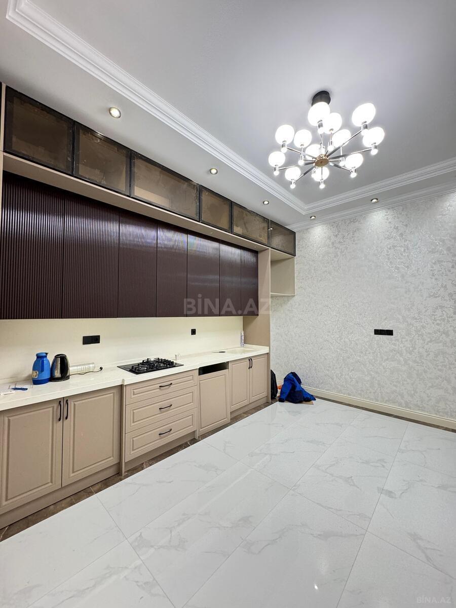 5 otaqlı həyət evi/bağ evi - Şüvəlan q. - 250 m² (15)