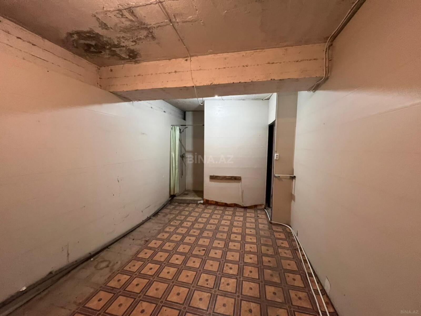 Obyekt - İnşaatçılar m. - 350 m² (3)