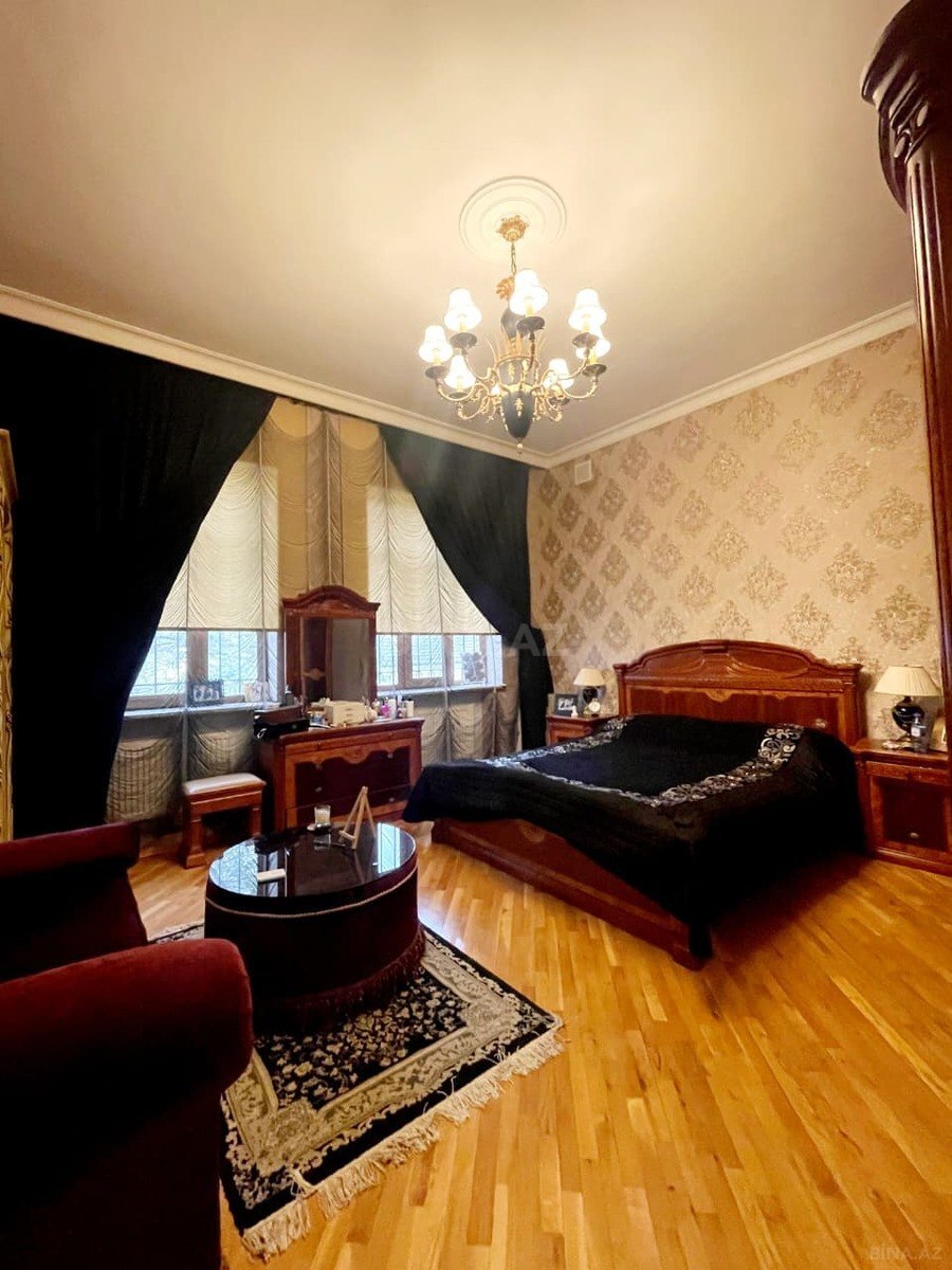 7 otaqlı həyət evi/bağ evi - Bakıxanov q. - 230 m² (12)