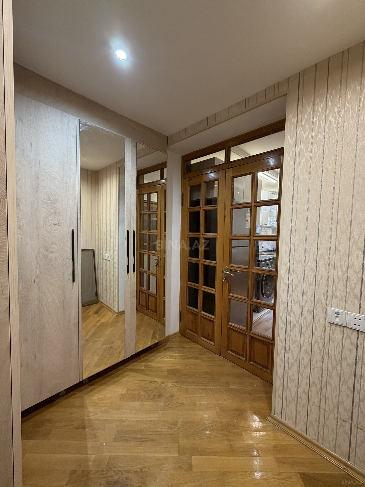 3 otaqlı köhnə tikili - Bakıxanov q. - 60 m² (11)