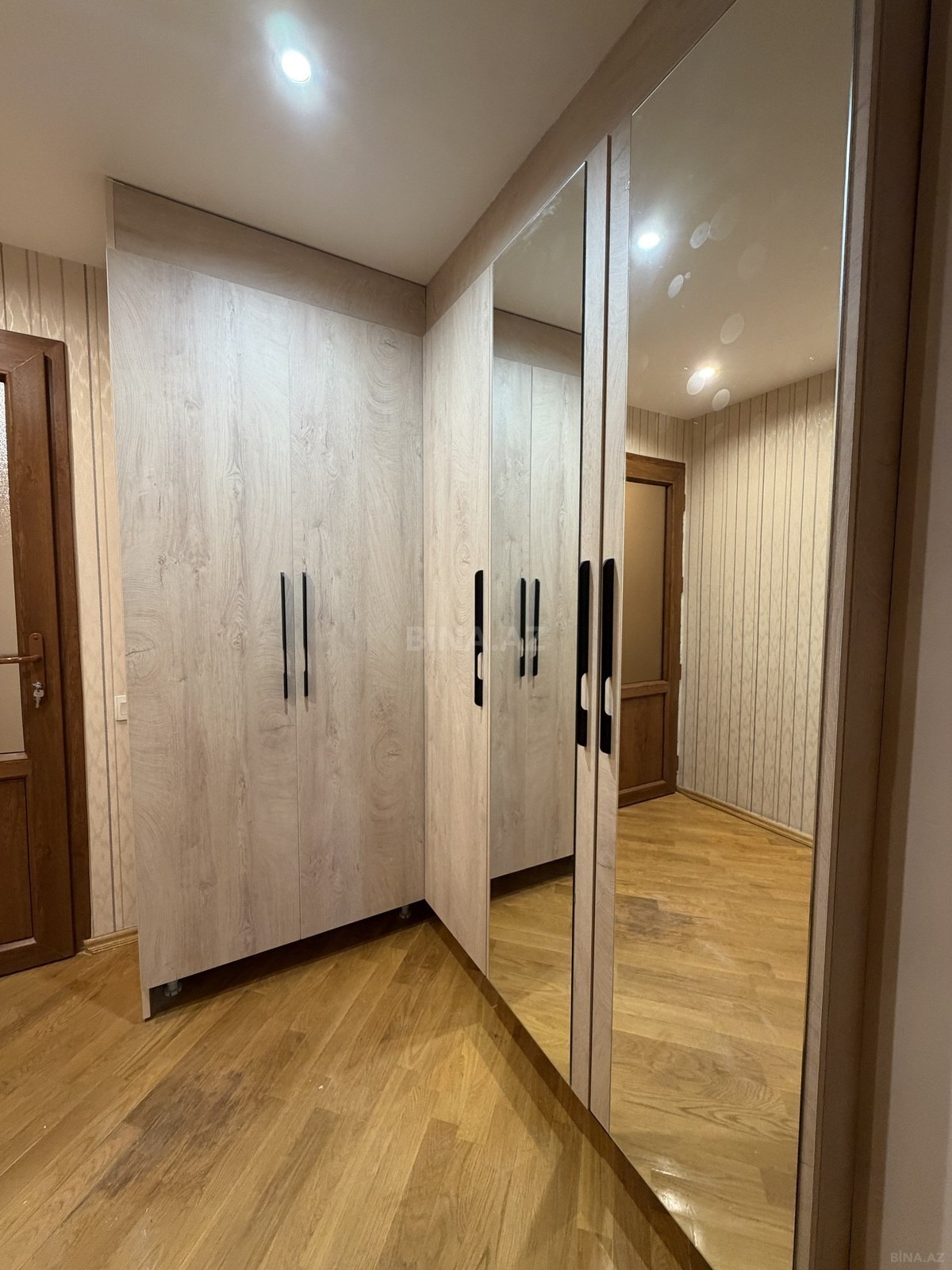 3 otaqlı köhnə tikili - Bakıxanov q. - 60 m² (10)