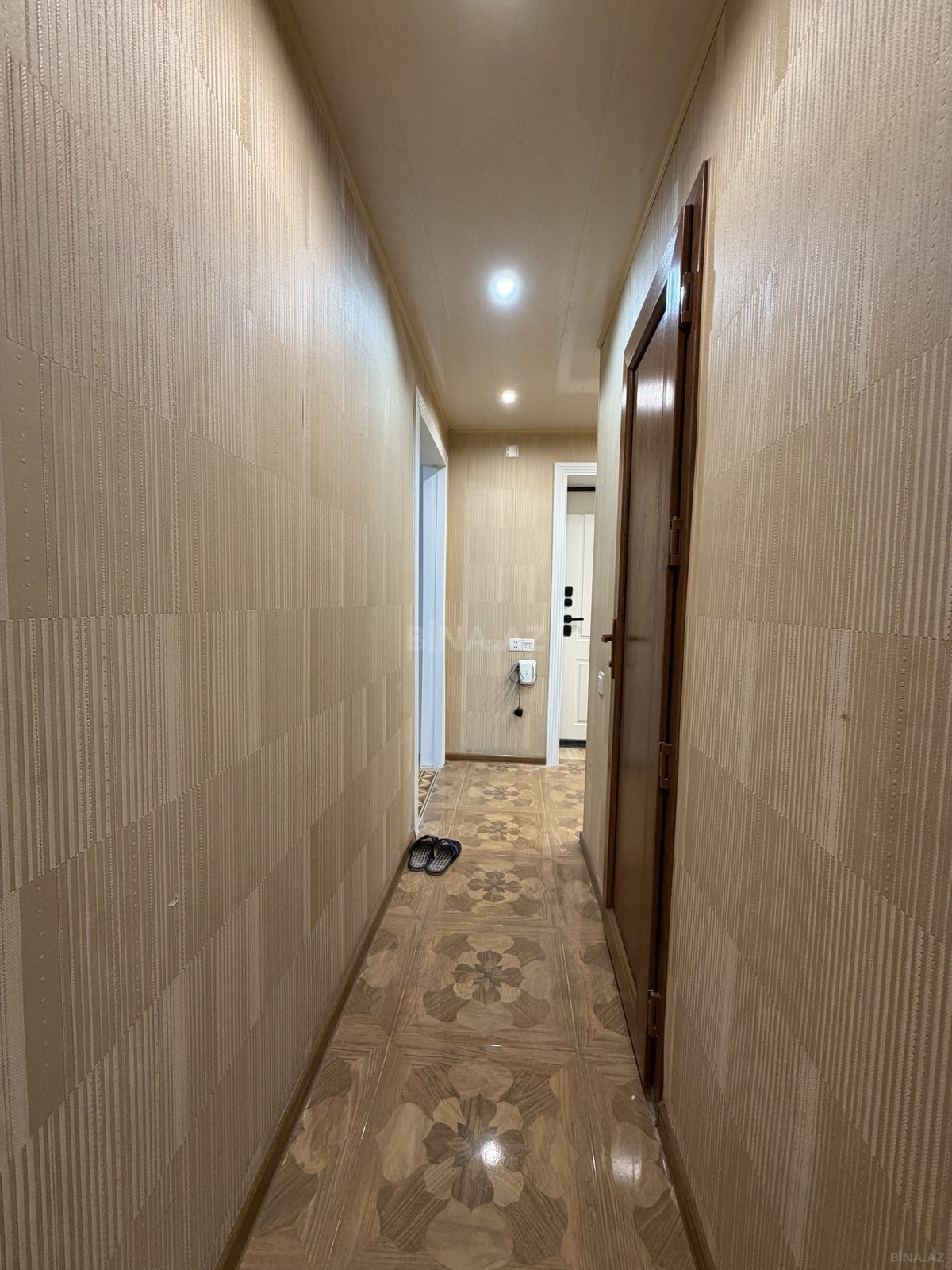 3 otaqlı köhnə tikili - Bakıxanov q. - 60 m² (9)