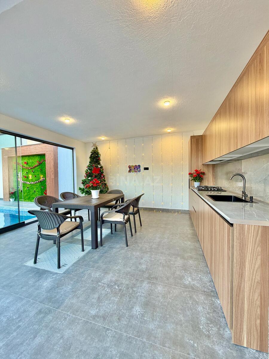 4 otaqlı həyət evi/bağ evi - Şüvəlan q. - 160 m² (5)