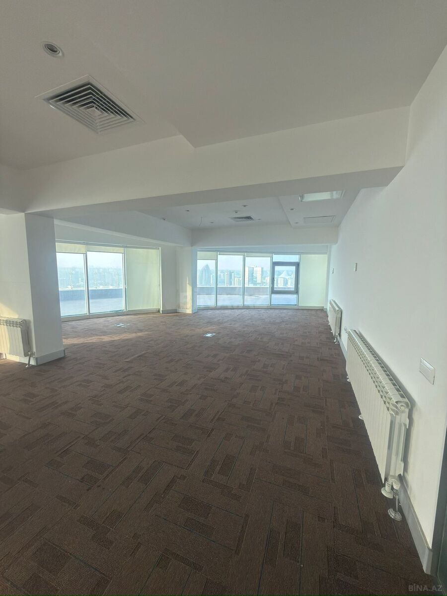 15 otaqlı ofis - Şah İsmayıl Xətai m. - 1600 m² (19)
