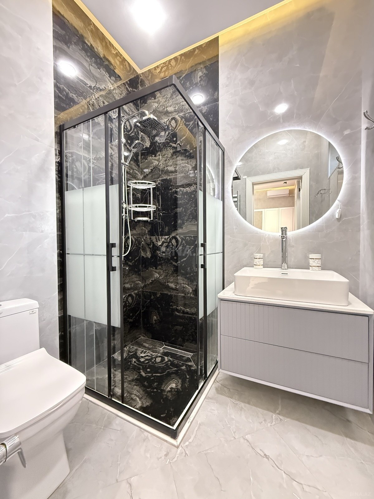 4 otaqlı həyət evi/bağ evi - Şüvəlan q. - 160 m² (19)