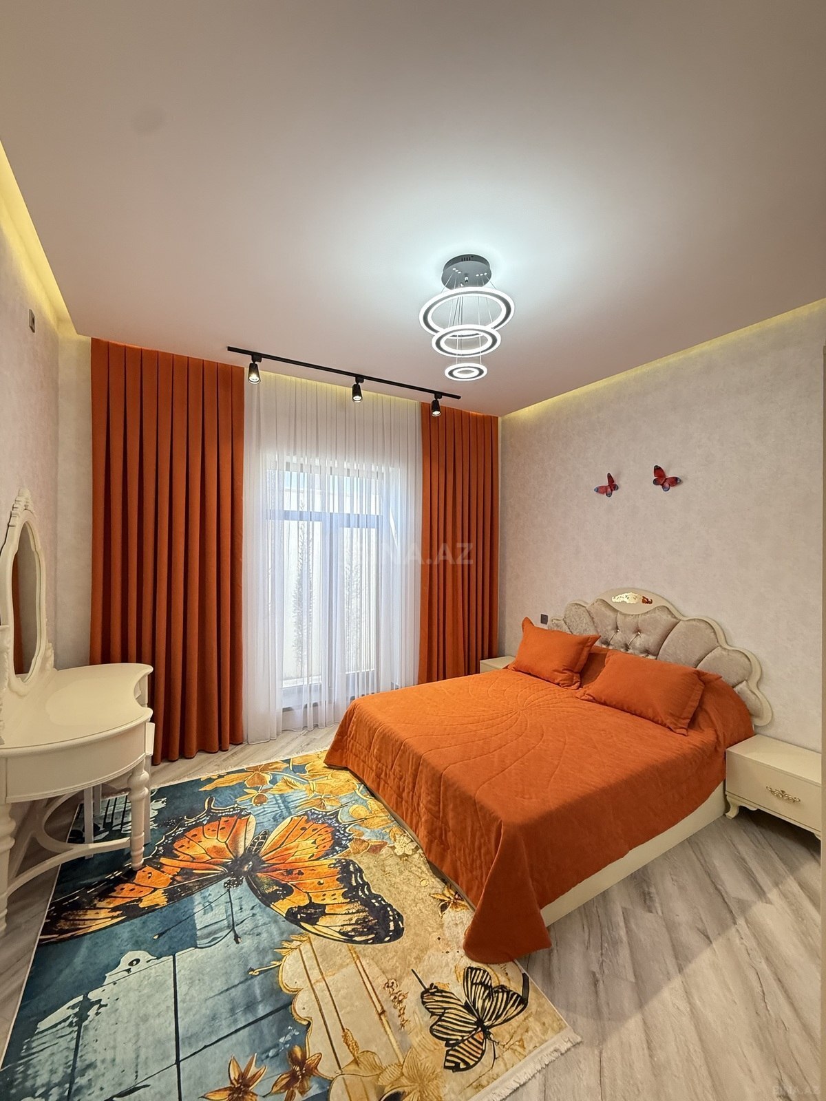 4 otaqlı həyət evi/bağ evi - Şüvəlan q. - 160 m² (16)