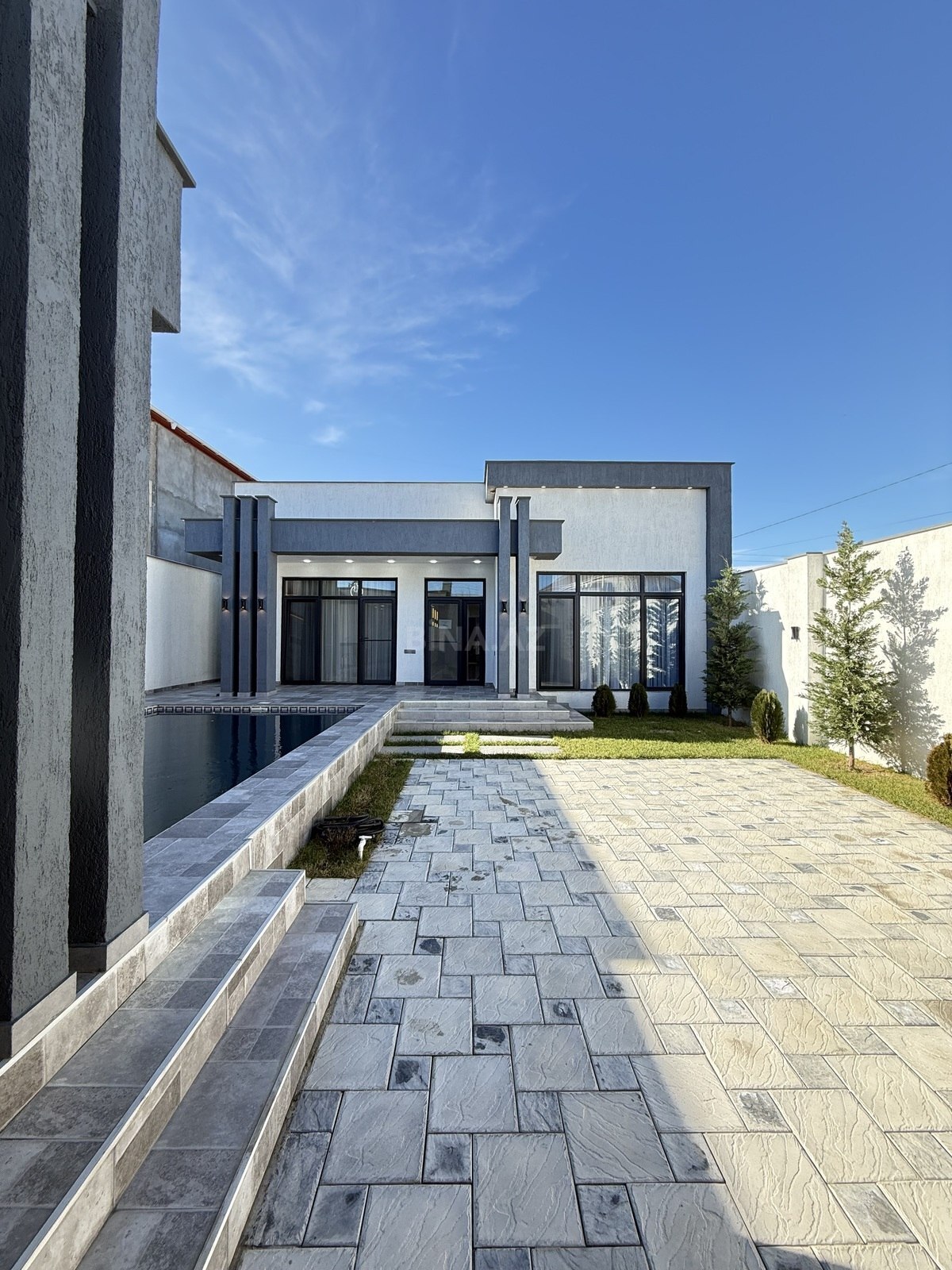 4 otaqlı həyət evi/bağ evi - Şüvəlan q. - 160 m² (2)