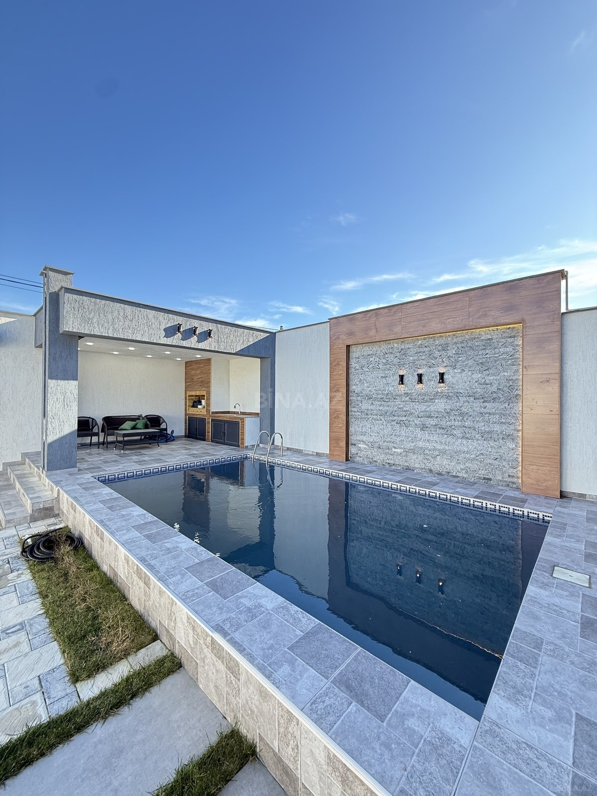 4 otaqlı həyət evi/bağ evi - Şüvəlan q. - 160 m² (5)