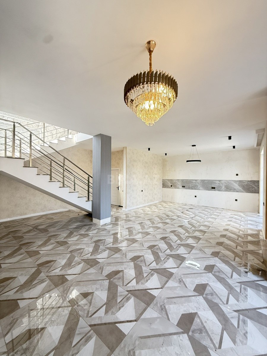 4 otaqlı həyət evi/bağ evi - Şüvəlan q. - 200 m² (7)