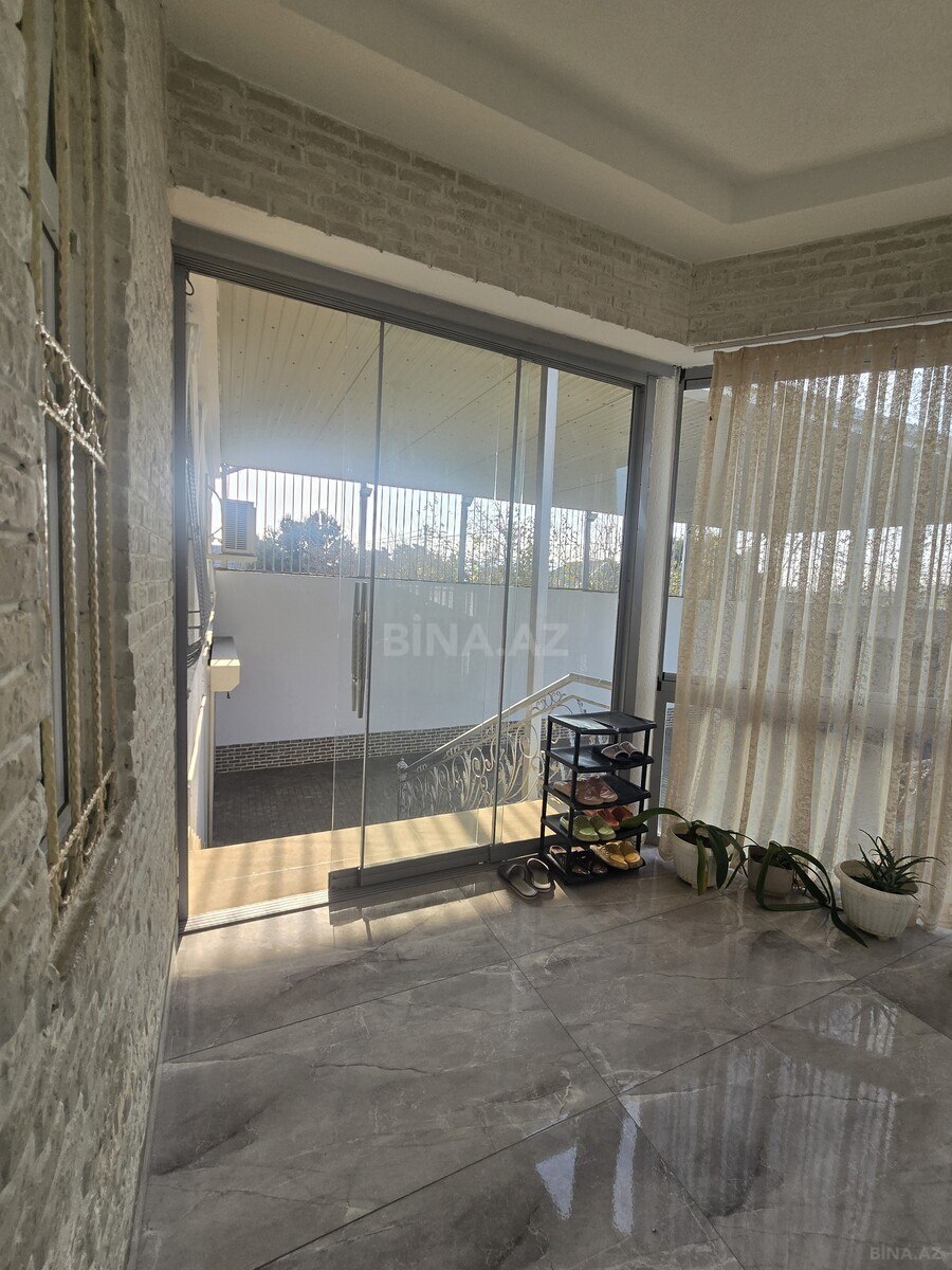 5 otaqlı həyət evi/bağ evi - Qaraçuxur q. - 225 m² (5)