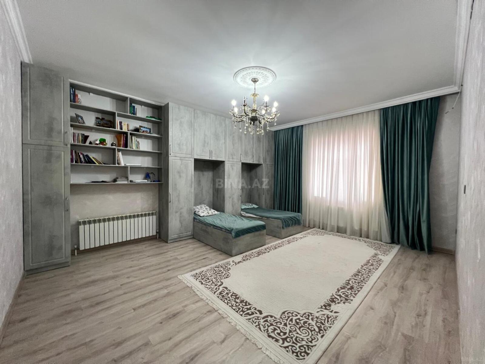 5 otaqlı həyət evi/bağ evi - Qaraçuxur q. - 225 m² (13)