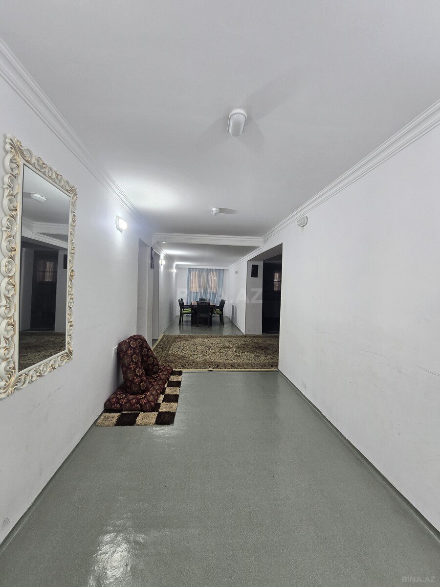 5 otaqlı həyət evi/bağ evi - Qaraçuxur q. - 225 m² (26)
