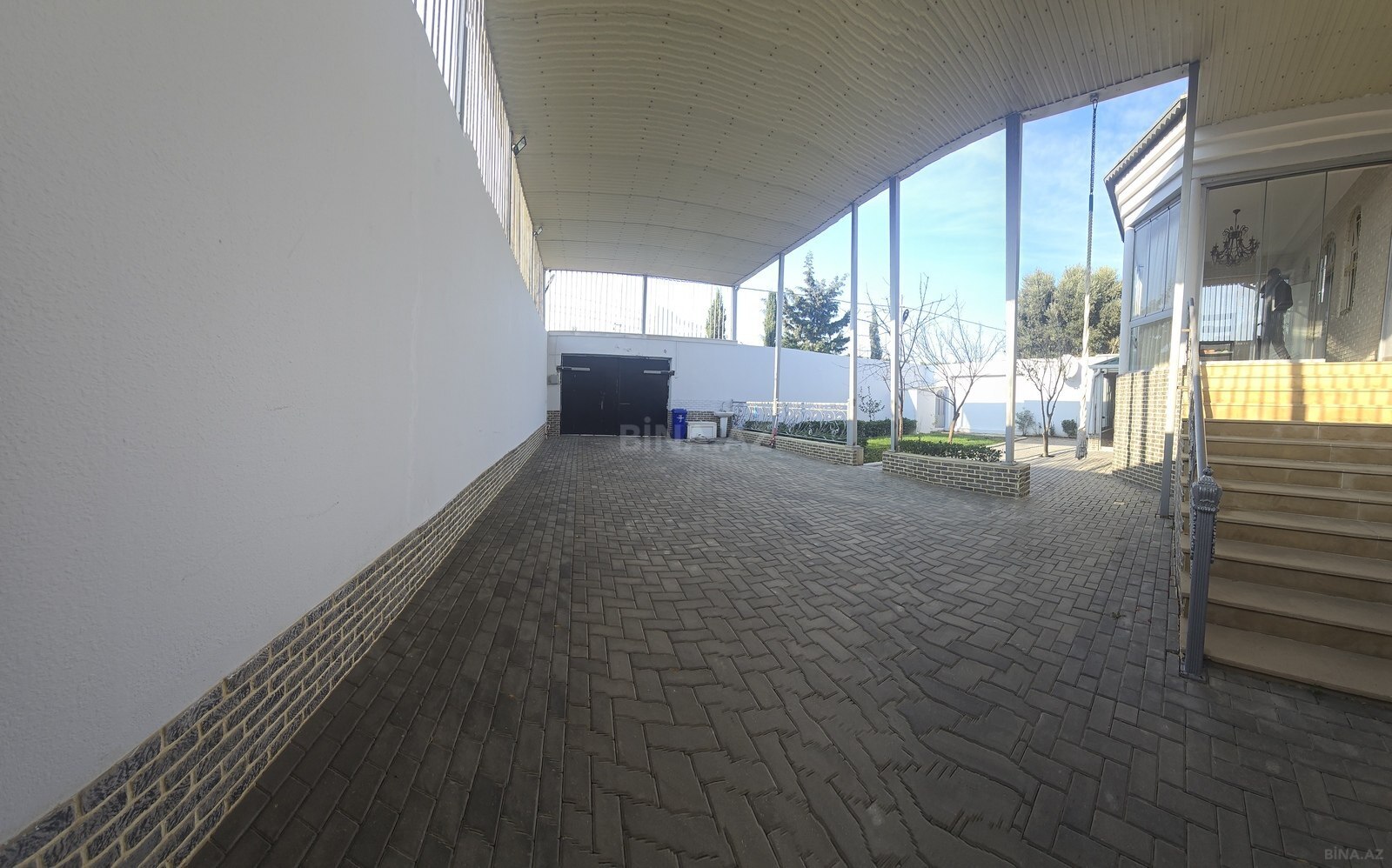 5 otaqlı həyət evi/bağ evi - Qaraçuxur q. - 225 m² (30)