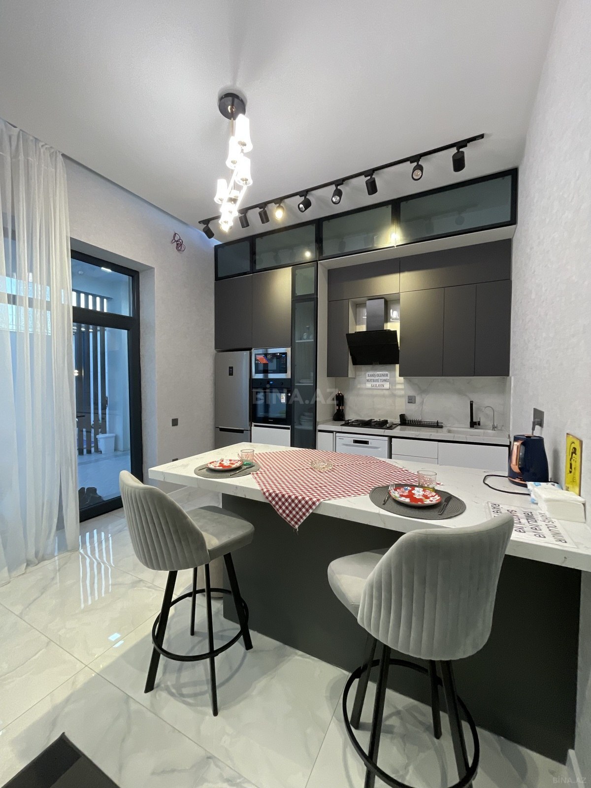 4 otaqlı həyət evi/bağ evi - Mərdəkan q. - 250 m² (17)