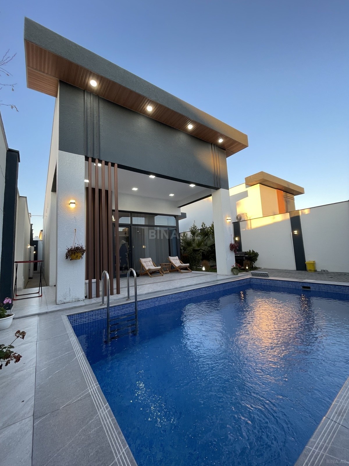 4 otaqlı həyət evi/bağ evi - Mərdəkan q. - 250 m² (4)