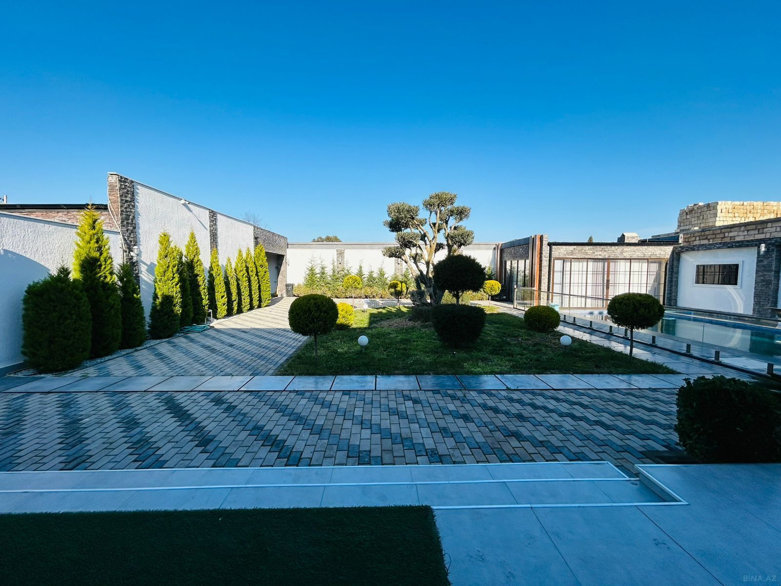 5 otaqlı həyət evi/bağ evi - Mərdəkan q. - 300 m² (2)