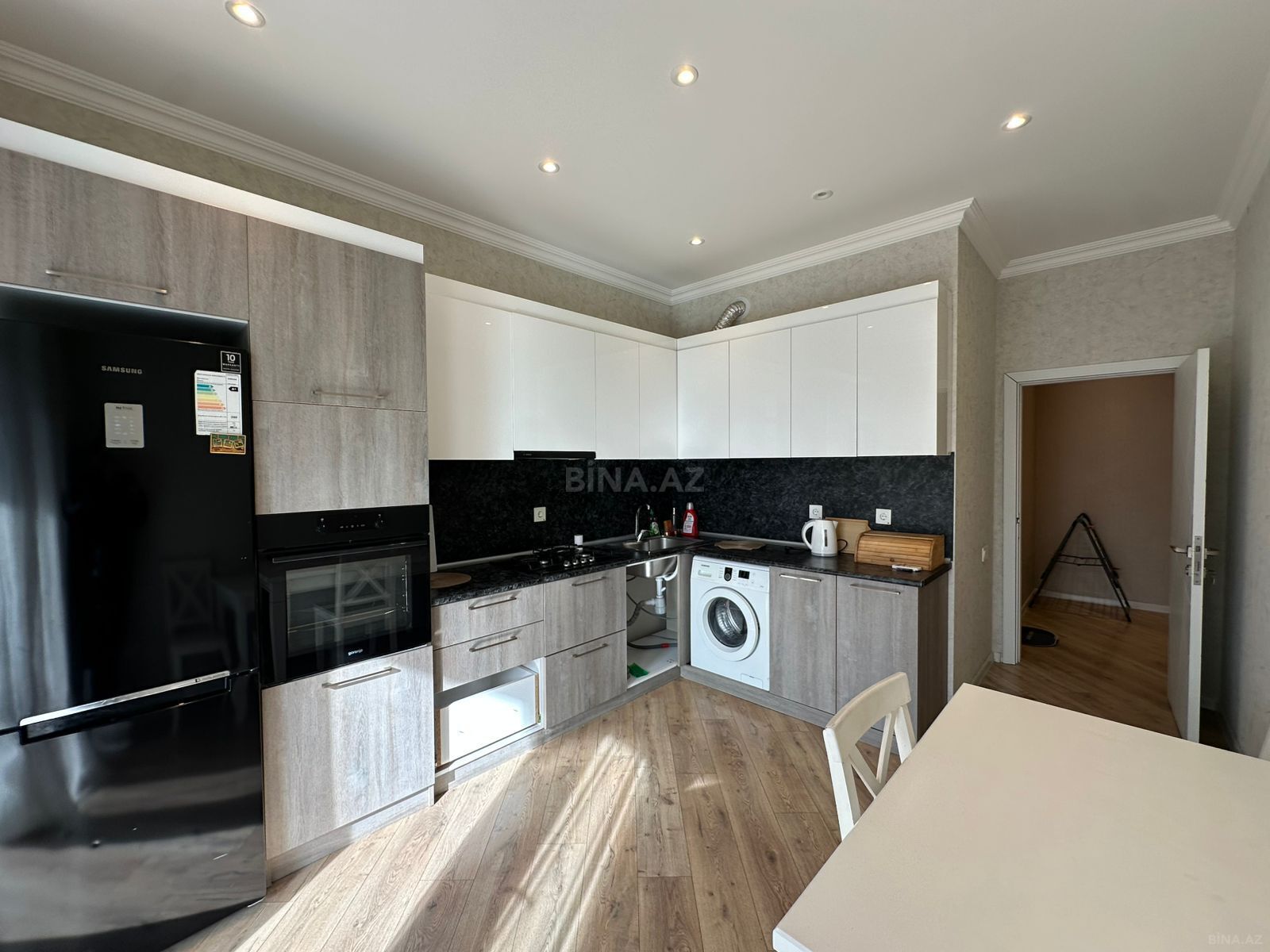 3 otaqlı yeni tikili - 8 Noyabr m. - 147 m² (11)