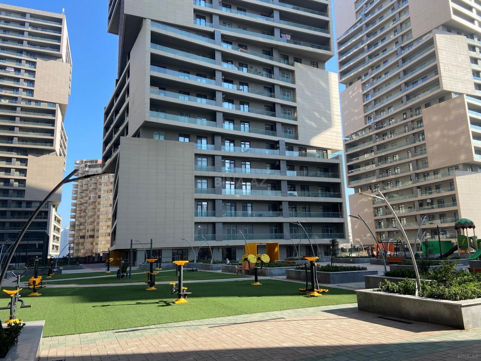3 otaqlı yeni tikili - 8 Noyabr m. - 147 m² (18)