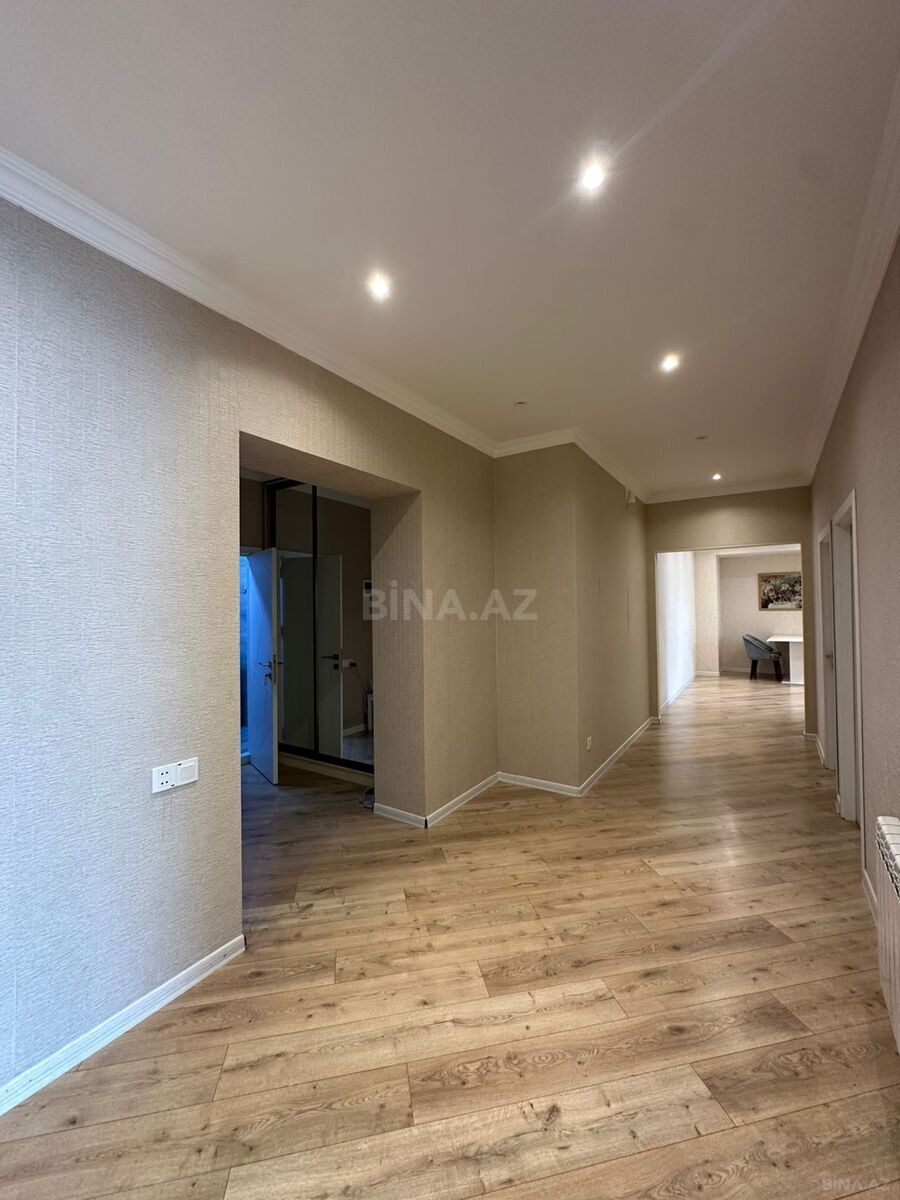 3 otaqlı yeni tikili - 8 Noyabr m. - 147 m² (15)