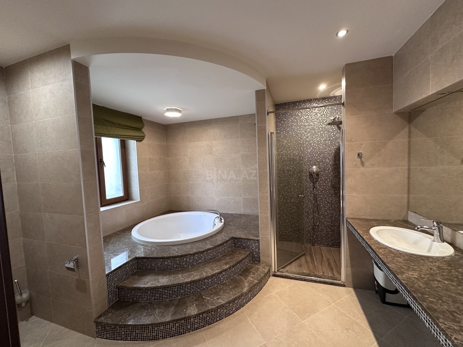 6 otaqlı həyət evi/bağ evi - Badamdar q. - 400 m² (20)