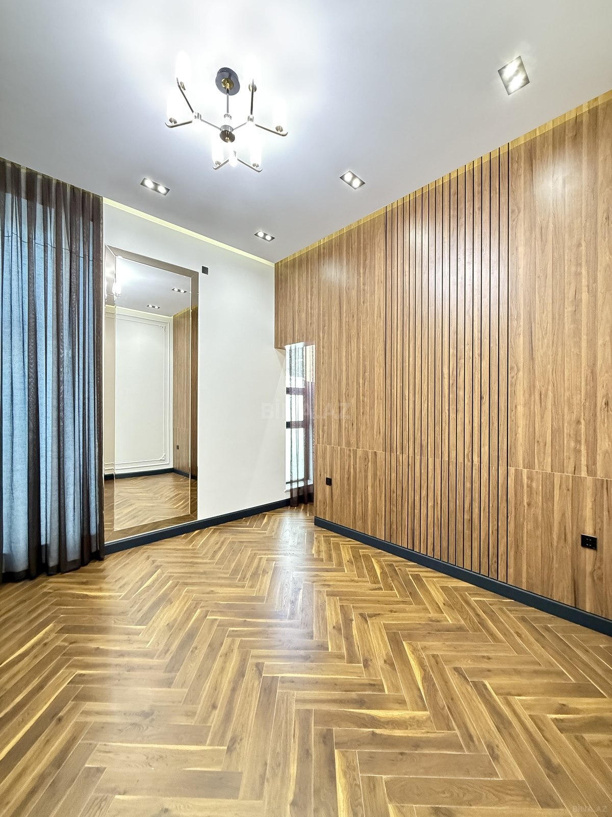 5-комн. дом/дача - пос. Мардакан - 250 м² (25)