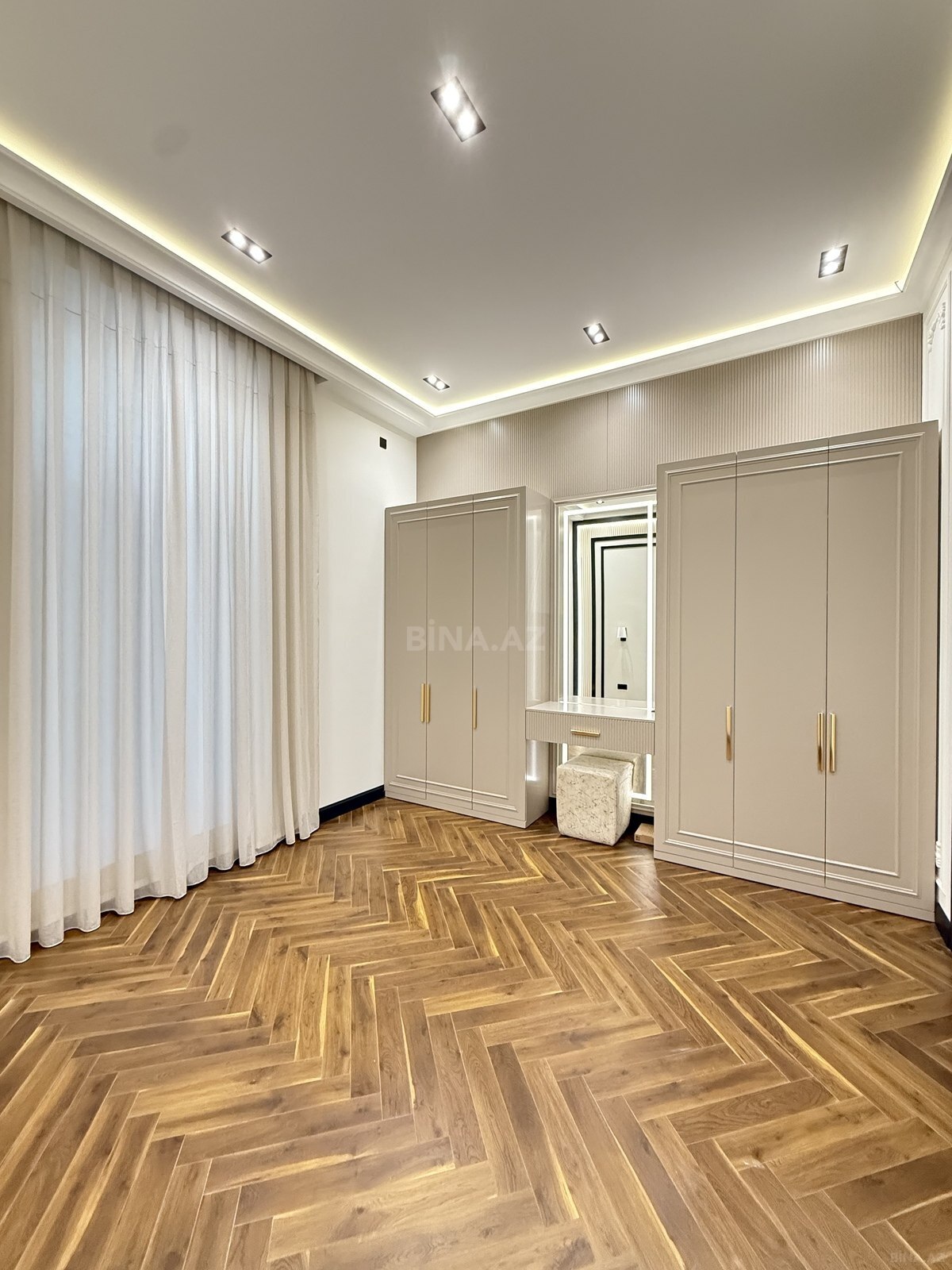 5-комн. дом/дача - пос. Мардакан - 250 м² (24)
